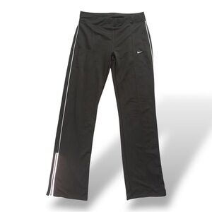 Nike Women’s Olive Green Warm Up Track Pant